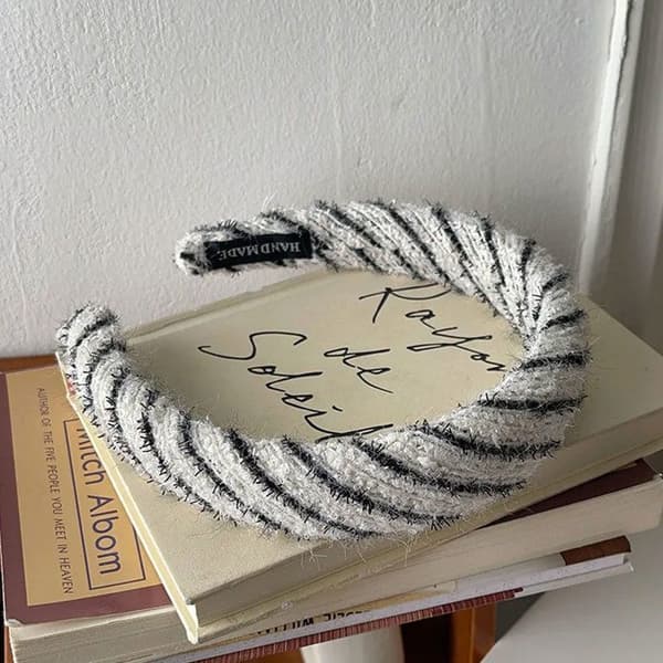 Bred hårband i retro glam tweed grå ljusgrå