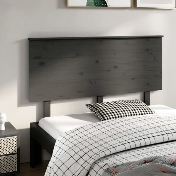 vidaXL sengegærde 144x6x82,5 cm massivt fyrretræ grå