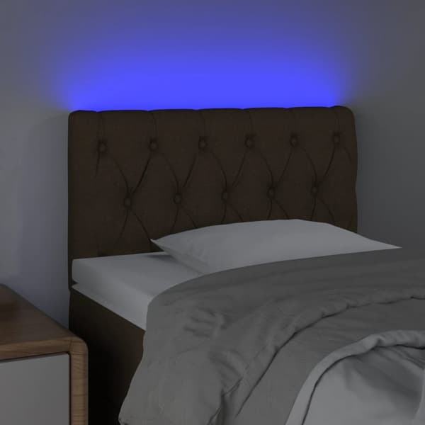 sengegavl med LED-lys 80x7x78/88 cm stof mørkebrun