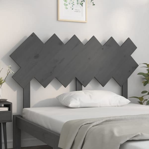 Sängynpääty harmaa 132x3x81 cm täysi mänty