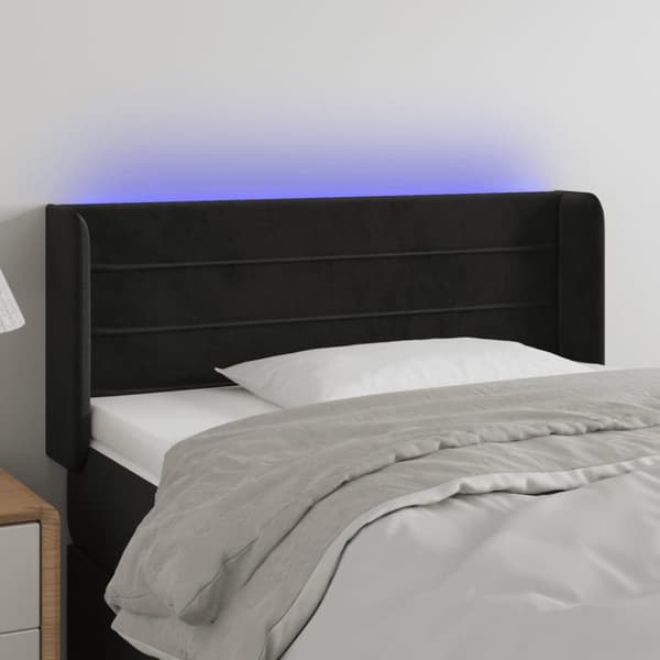 sengegavl med LED-lys 83x16x78/88 cm fløjl sort