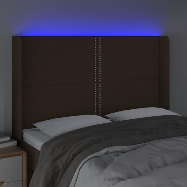 sengegavl med LED-lys 147x16x118/128 cm stof mørkebrun