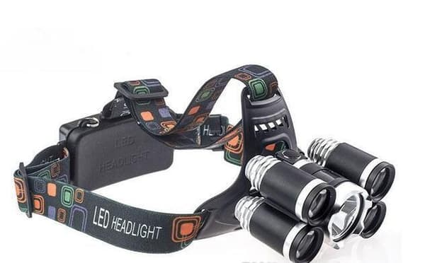 Kraftig forlygte 5x T6 LED inkl. Batterier og 2x opladere