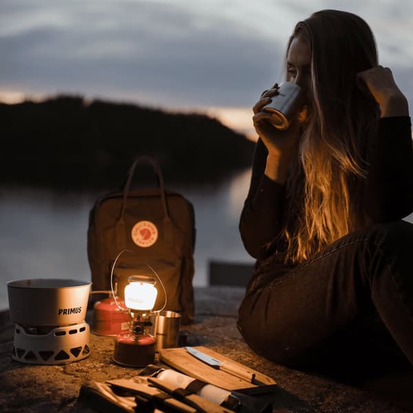 Gasollampa Primus Easy Light Duo, 300 W, 490 lumen, med integrerad piezotändning, med Duo-ventil