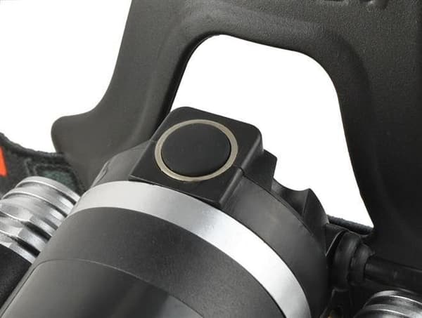 Stærk pandelampe LED CREE T6 Inklusiv batterier og oplader