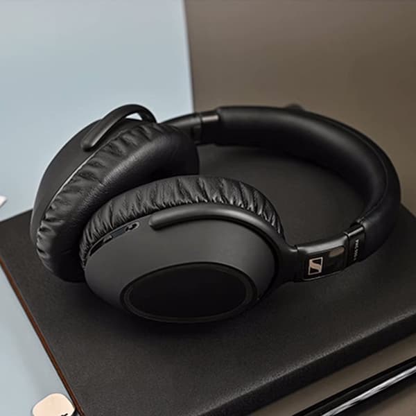 INF Korvatyynyt 1 pari MustaSennheiser PXC550