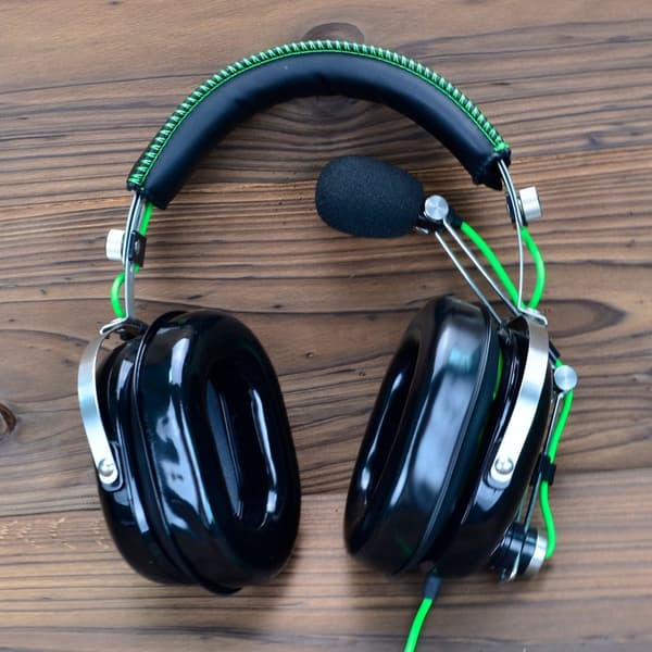 INF jäähdytyskuulokkeet Razer Kaira X/Pro 300/400/500/600 Musta
