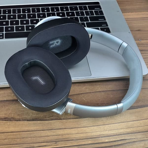INF Udskiftningsørepuder til JBL Everest 710 BT/Everest-710 Sort