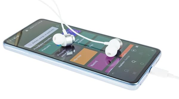 MAG-C Airbass -langalliset nappikuulokkeet USB Type-C -liitännällä (valkoiset)