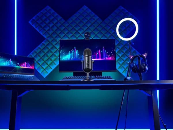 Razer Seiren V2 Pro Streaming Mikrofon - Sort