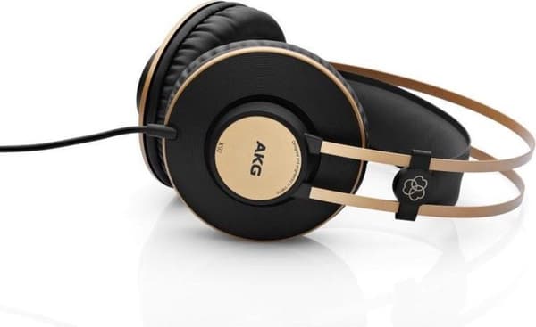AKG K92 mustat, kultaiset, sirkumalliset sankakuulokkeet