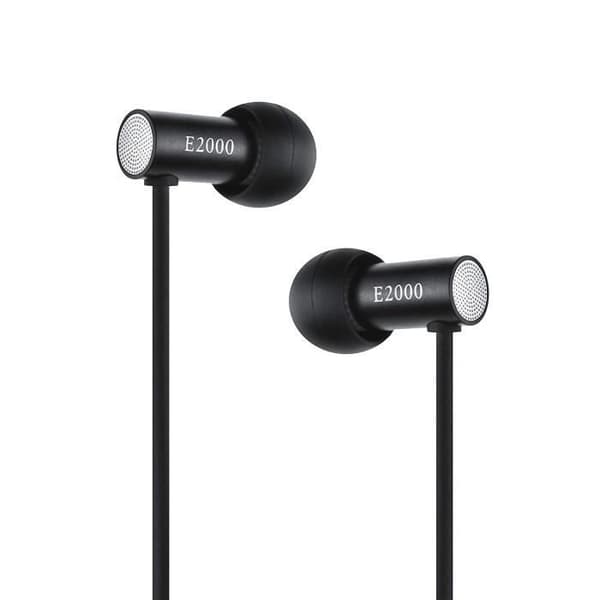 FINAL E2000 isolerande in-ear hörlurar - Svart aluminium utan svart mikrofon - FBAFI-E2DAL