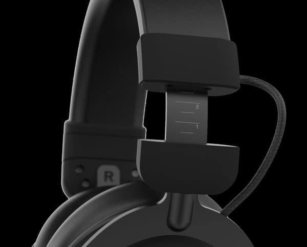 QPAD - QH-700 - Trådbundet stereoheadset i svart för PC, PS4/PS5, Xbox One, Xbox Series S|X, Nintendo Switch