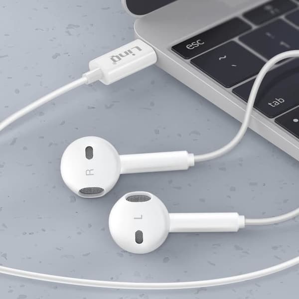 USB C Hörlurar Kontrollknappar Längd 1,2m LinQ Vit