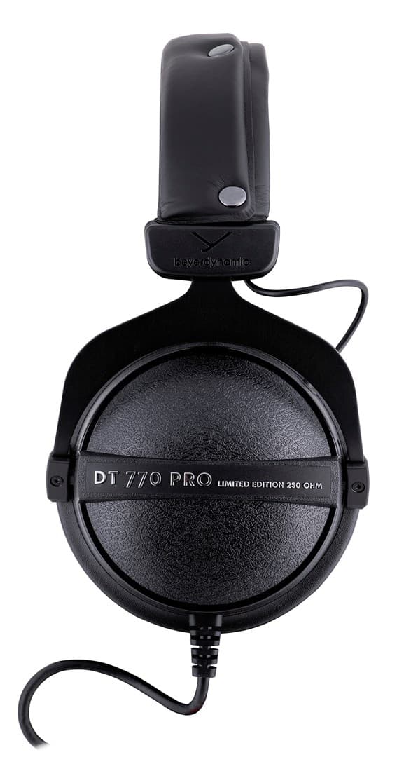 Beyerdynamic DT 770 PRO 250 OHM BLACK LIMITED EDITION - lukkede studiehovedtelefoner