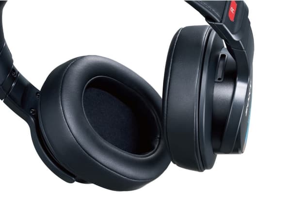 Sony MDR-M1 - lukkede studiehovedtelefoner