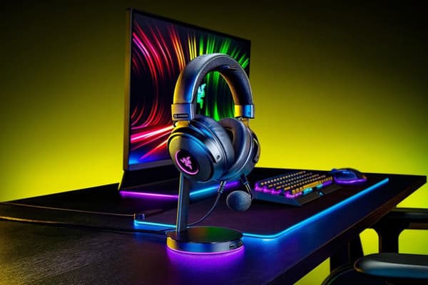 Razer Kraken V3 HyperSense Headset Kabelanslutet huvudband Gaming USB Typ-A Svart