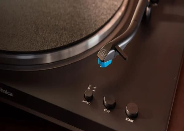 Audiotechnica AT-LP70XBT Svart skivspelare