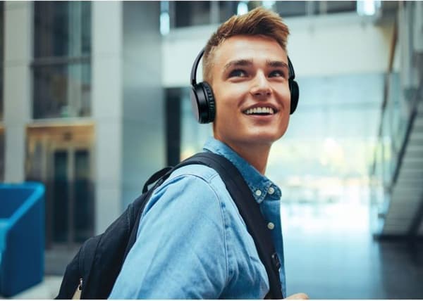 Trådlösa on-ear-hörlurar - JVC - HA-S36W - Bluetooth 5.2 - 35h batteritid - Fällbara