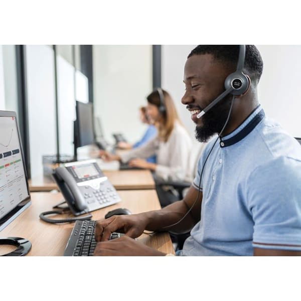 On-ear headset - Cisco - 532 - Kabelanslutet - Kompatibel med IP-telefon - Volymjustering