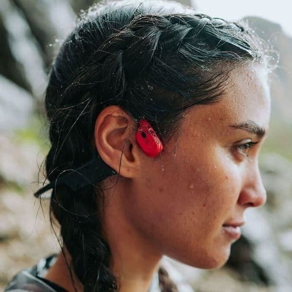 Trådlösa sporthörlurar - SUUNTO Wing - Benledning - Powerbank ingår - Röd