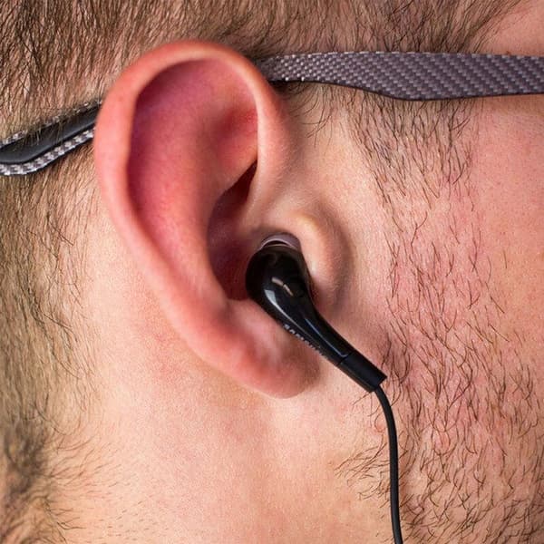 Trådbundna hörlurar (EHS64AVFBE) 3,5 mm jack, mikrofon, in-ear, 1,2 m - Samsung - Svart (lös förpackning)