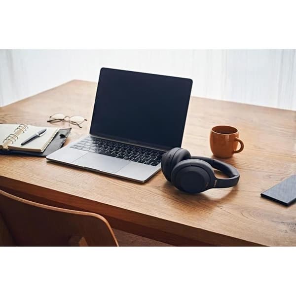 Sony WH-1000XM4 BLÅ Trådlösa Bluetooth-hörlurar med aktiv brusreducering, 30 timmars batteritid, med mikrofon för telefonsamtal