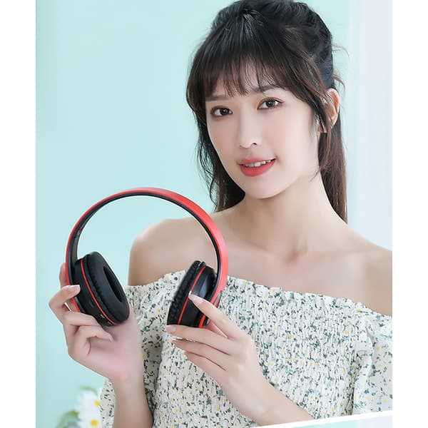 INF Vibrerende røde over-ear Bluetooth-hovedtelefoner B39 - trådløse