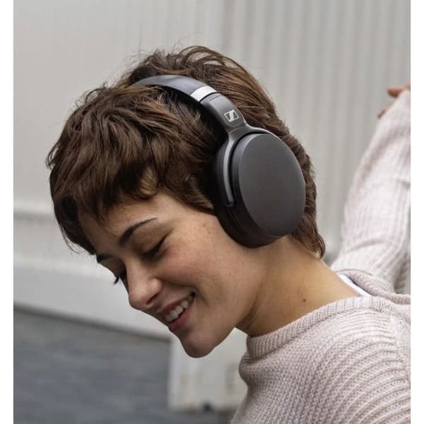 Sennheiser HD 450BT trådlösa hörlurar, med aktiv brusreducering, Svart 508386