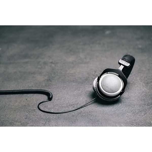 Beyerdynamic DT880PRO hörlurar