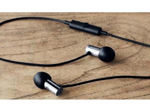 Final Audio E3000C Headphones - silver