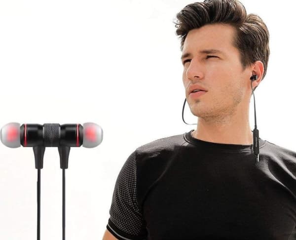 AWEI Bluetooth-urheilukuulokkeet A847BL musta/musta