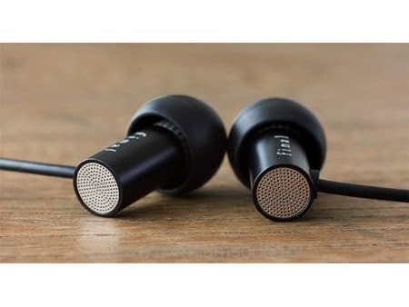 Final Audio E2000 hörlurar