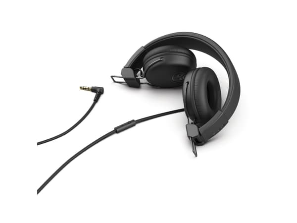 JLab Audio Studio - Hovedtelefoner med mik. - på øret - kabling - 3,5 mm jackstik - lajitelma