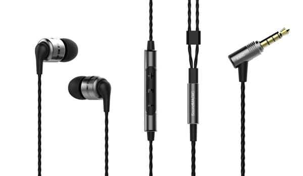 SoundMAGIC E80C In-Ear hörlur med mick Black Gun