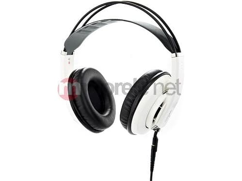 Superlux HD 681 Evo hörlurar