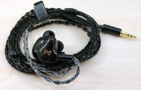 Queen of Audio Queen of Audio (QOA) Pink Lady headphones - black by KINERA