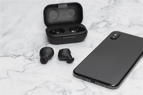 Trådlösa in-ear hörlurar med laddningetui, BT 5, TWS - Svart