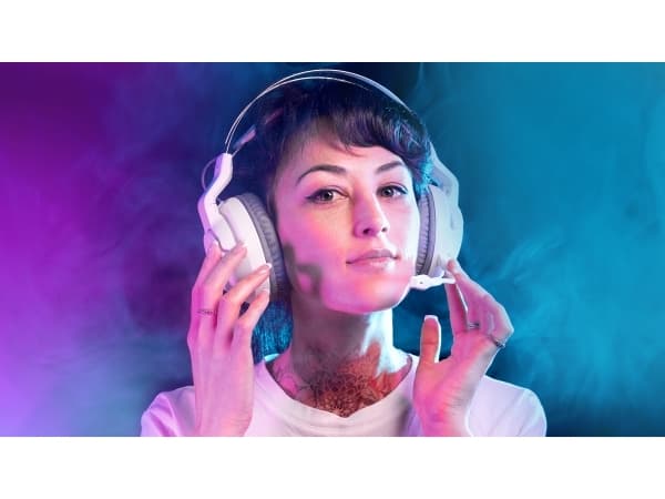 ROCCAT Elo 7.1 Air, Trådløs, Spilling, 20 - 20000 Hz, 585,1 g, Hodesett, Hvit