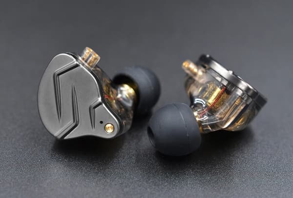 KZ Acoustics ZSN Pro X. Sorte 3,5 mm øretelefoner