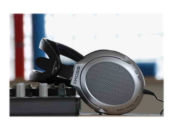 Koss UR40 - Hodetelefoner - full størrelse - kablet - 3,5 mm jakk