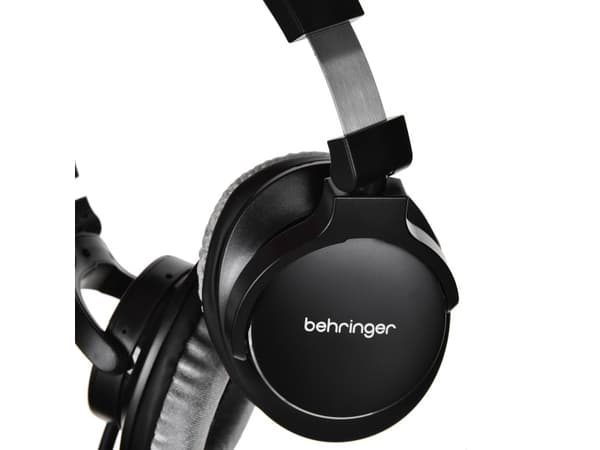 Behringer BH470U - studiehovedtelefoner med mikrofon og USB-tilslutning