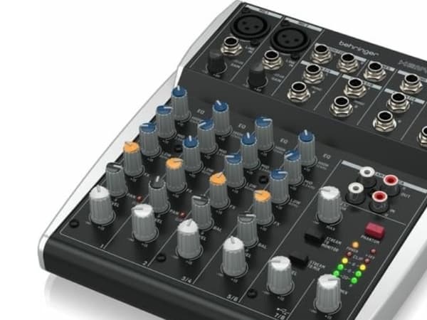 Behringer XENYX 802S - analog lydmixer