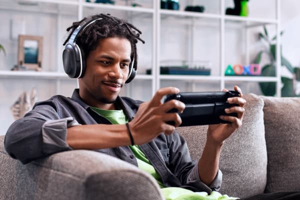 Razer Barracuda X, Langallinen & langaton, Pelaaminen, 20 - 20000 Hz, 250 g, Kuulokkeet, Musta
