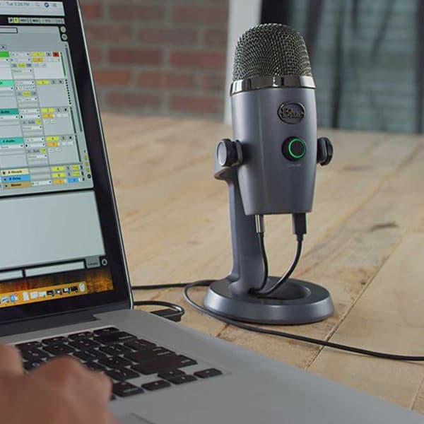 Logitech Yeti Nano Mikrofon Grå