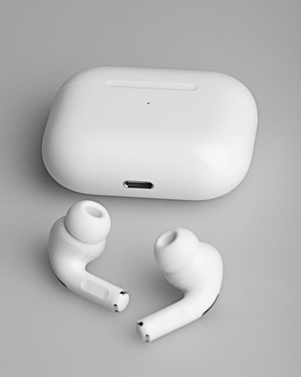 Begagnad Apple AirPods Pro (gen 1) Grade A