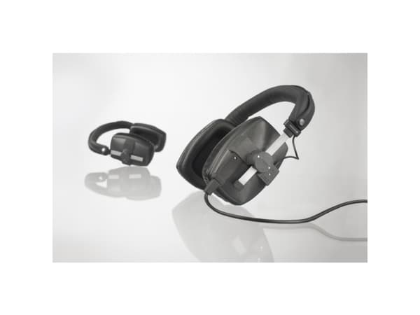 Beyerdynamic DT 150, Koblet med ledninger (ikke trådløs), 5 - 30000 Hz, Musikk, 250 g, Hodetelefoner, Sort