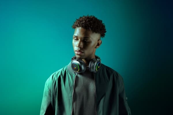 Razer Barracuda X - Hodesett - 7,1-kanals - full størrelse - Bluetooth / 2,4 GHz radiofrekvens - trådløs - svart