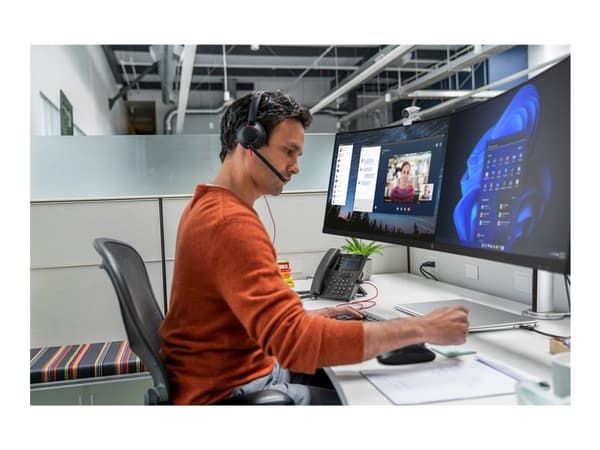Poly Blackwire 5220 - Blackwire 5200 series - hodesett - on-ear - kablet - USB-C, 3,5 mm jakk - svart - Certified for Skype for Business, Cisco Jabbe