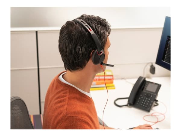 Poly Blackwire 5220 - Blackwire 5200 series - hodesett - on-ear - kablet - USB-C, 3,5 mm jakk - svart - Certified for Skype for Business, Cisco Jabbe